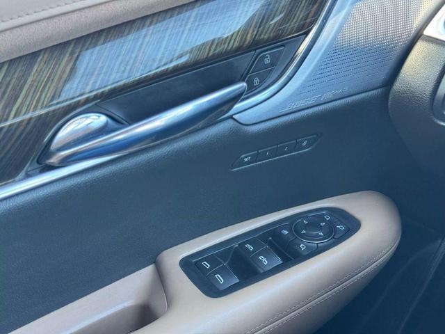 Photo of 2021 Black Cadillac XT6