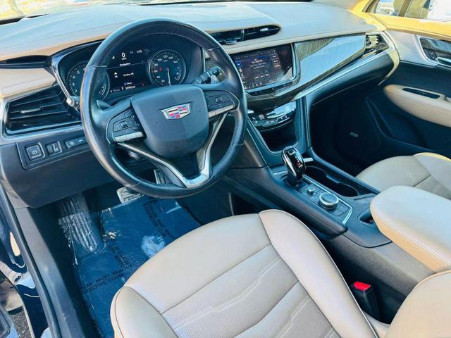 Photo of 2021 Black Cadillac XT6