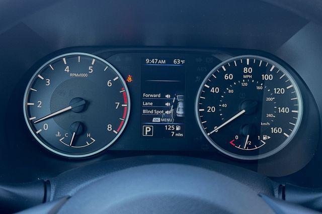 Photo of 2025 Gun Metallic Nissan Sentra