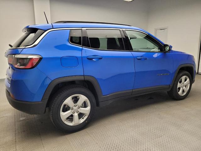 Photo of 2021 Laser Blue Pearlcoat Jeep Compass