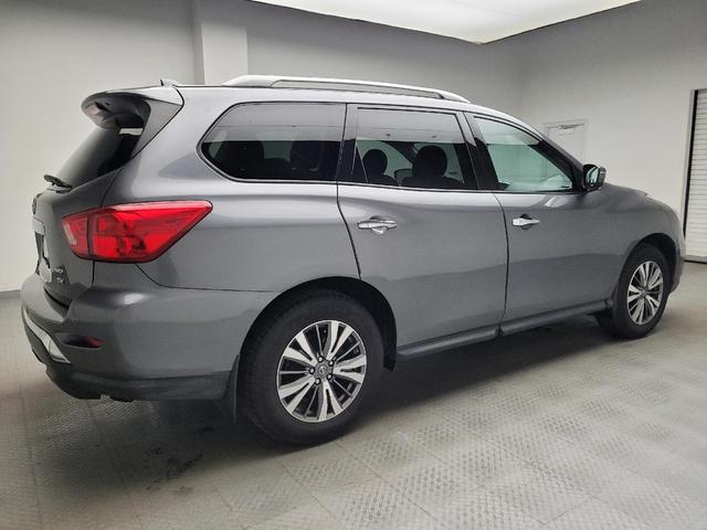 Photo of 2019 Gun Metallic Nissan Pathfinder