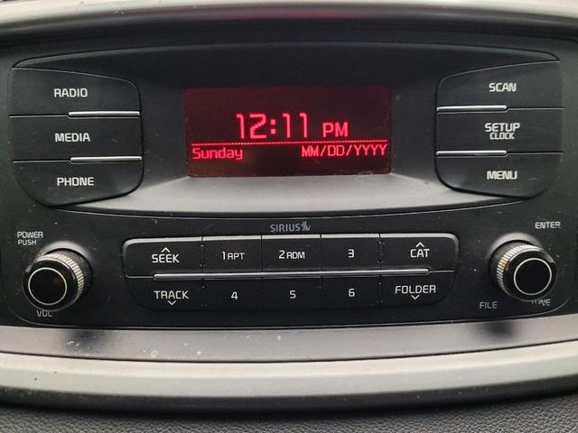 Photo of 2016 Ebony Black Kia Sorento