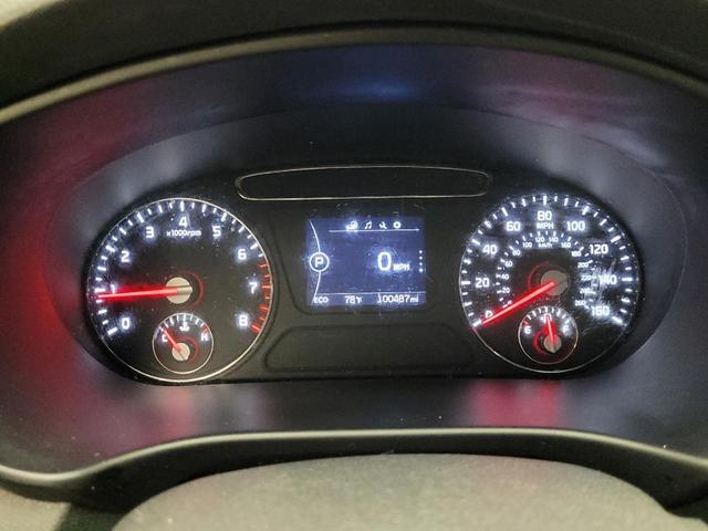 Photo of 2016 Ebony Black Kia Sorento