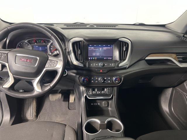 Photo of 2021 Summit White GMC Terrain