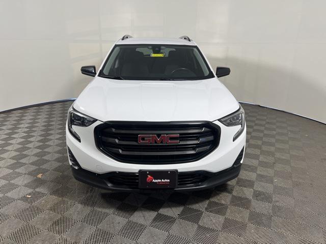 Photo of 2021 Summit White GMC Terrain