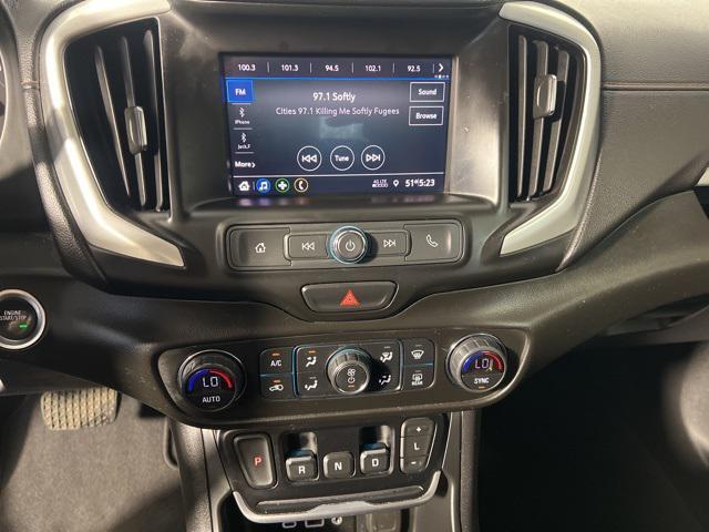 Photo of 2021 Summit White GMC Terrain