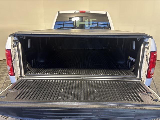 Photo of 2017 Oxford White Ford F-150