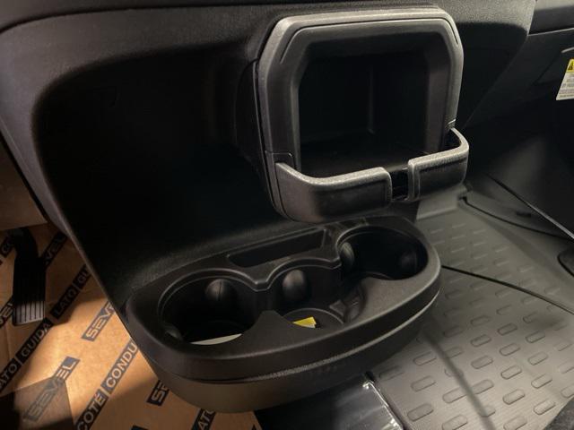 Photo of 2025 Bright White Clear-Coat Exterior Paint RAM ProMaster 3500