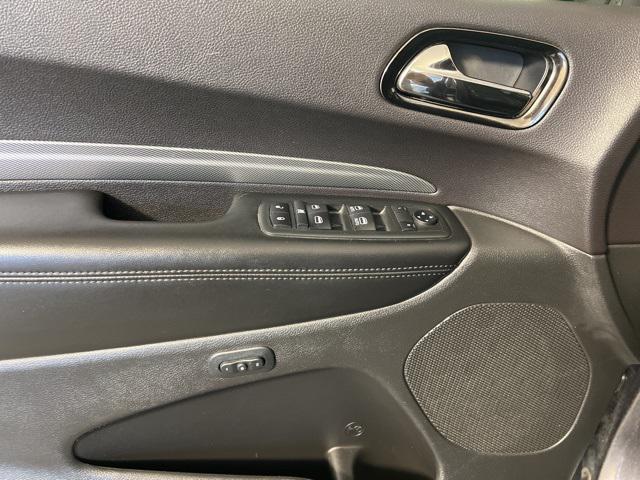 Photo of 2020 Granite Metallic Clearcoat Dodge Durango