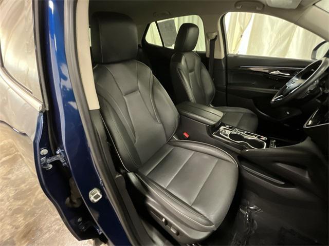 Photo of 2022 Sapphire Metallic Buick Envision
