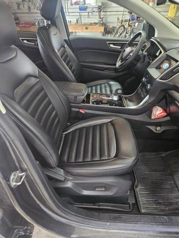 Photo of 2020 Magnetic Ford Edge