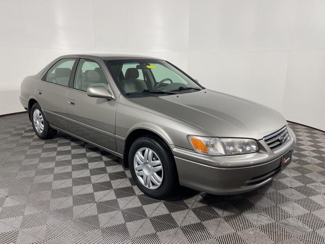 2000 Toyota Camry