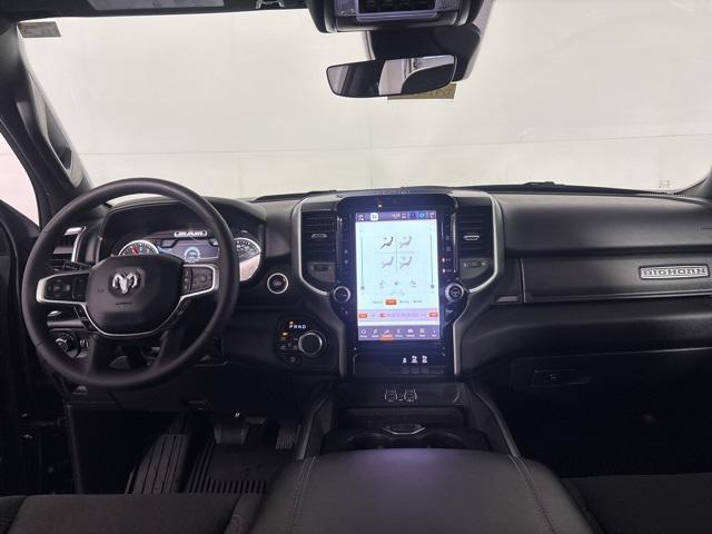 Photo of 2025 Diamond Black Crystal Pearlcoat RAM 1500
