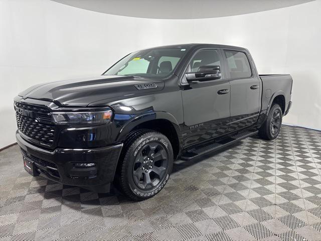 Photo of 2025 Diamond Black Crystal Pearlcoat RAM 1500