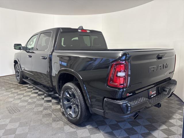 Photo of 2025 Diamond Black Crystal Pearlcoat RAM 1500