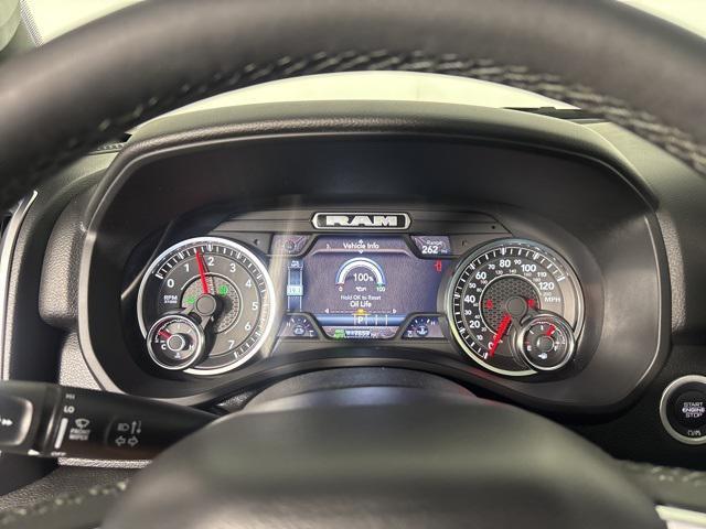 Photo of 2025 Diamond Black Crystal Pearlcoat RAM 1500