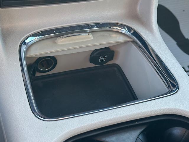 Photo of 2020 Granite Pearlcoat Dodge Grand Caravan