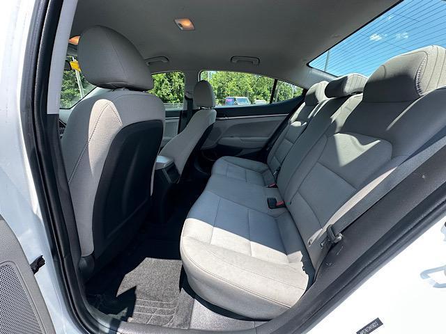 Photo of 2017 Quartz White Pearl Hyundai ELANTRA