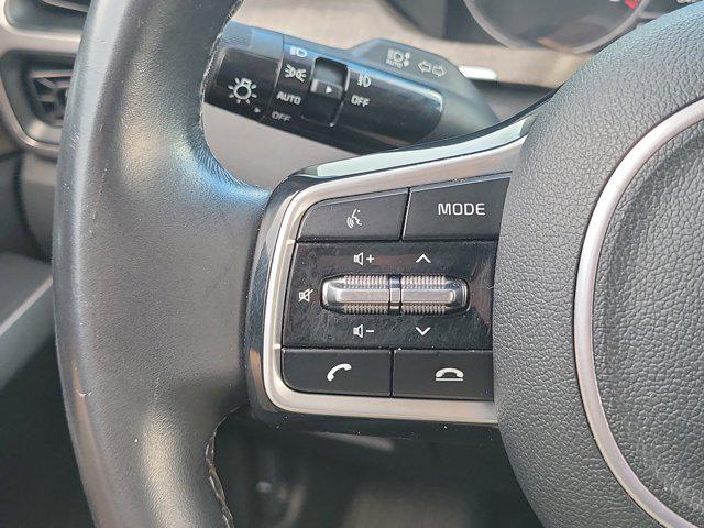 Photo of 2022 Glacial White Pearl Kia Sorento