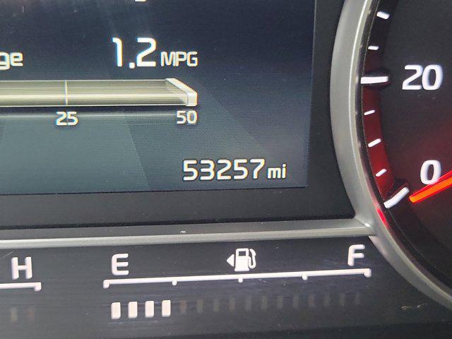 Photo of 2022 Glacial White Pearl Kia Sorento