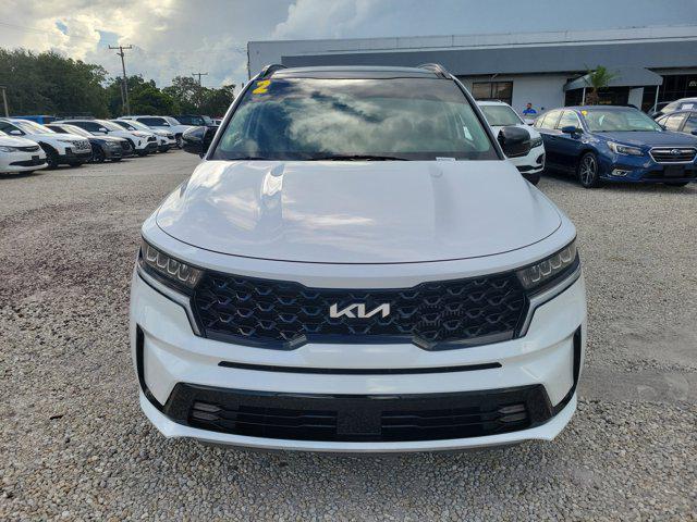 Photo of 2022 Glacial White Pearl Kia Sorento