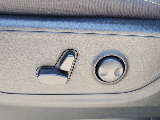 Photo of 2025 Billet Silver Metallic Clearcoat RAM 1500