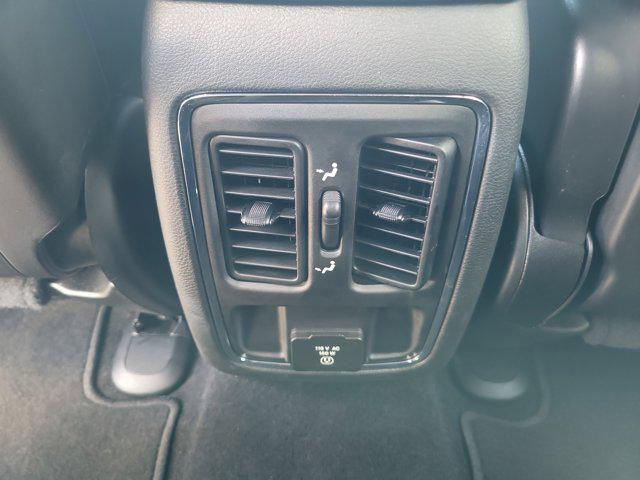 Photo of 2021 Bright White Clearcoat Jeep Grand Cherokee
