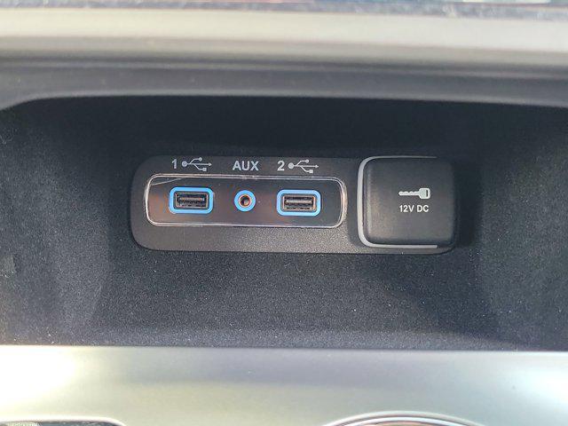Photo of 2021 Bright White Clearcoat Jeep Grand Cherokee