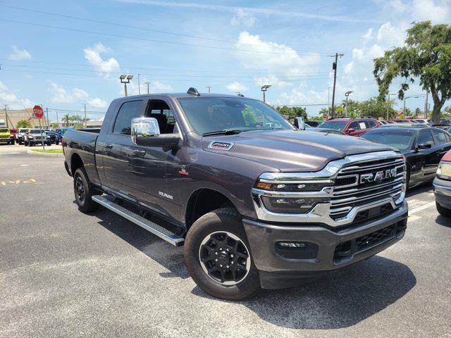 Photo of 2025 Granite Crystal Metallic Clearcoat RAM 2500