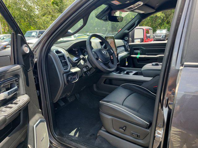 Photo of 2025 Granite Crystal Metallic Clearcoat RAM 2500