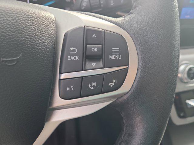 Photo of 2022 Jewel Red Metallic Tinted Clearcoat Ford Explorer