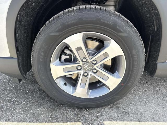 Photo of 2025 Lunar Silver Metallic Honda Pilot