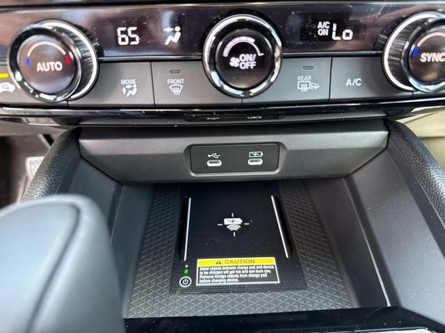Photo of 2025 Platinum White Pearl Honda Accord Hybrid