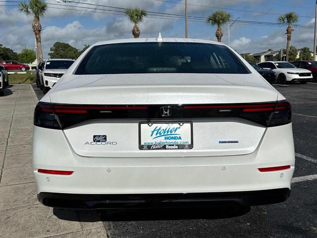 Photo of 2025 Platinum White Pearl Honda Accord Hybrid