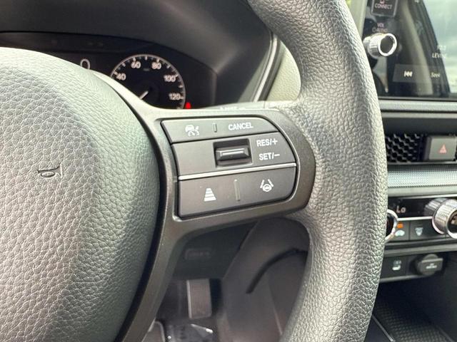 Photo of 2026 Crystal Black Pearl Honda CR-V