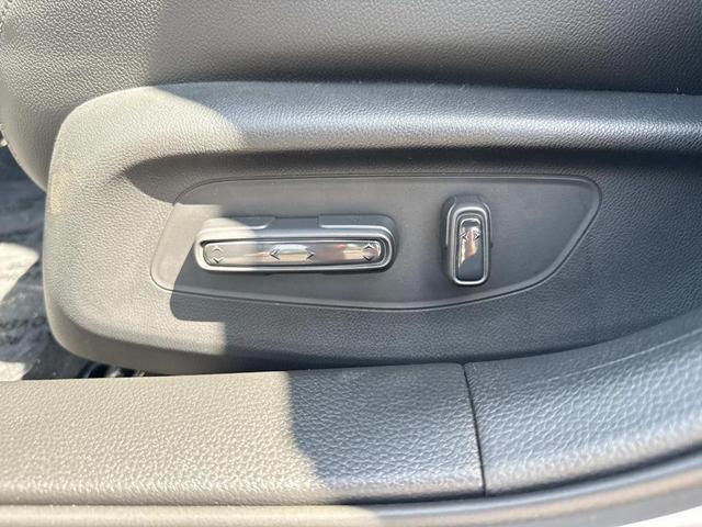 Photo of 2026 Solar Silver Metallic Honda Civic Hybrid