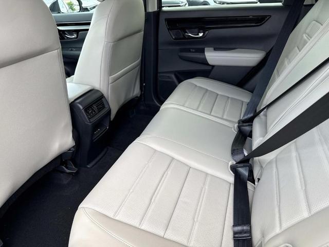 Photo of 2026 Crystal Black Pearl Honda CR-V