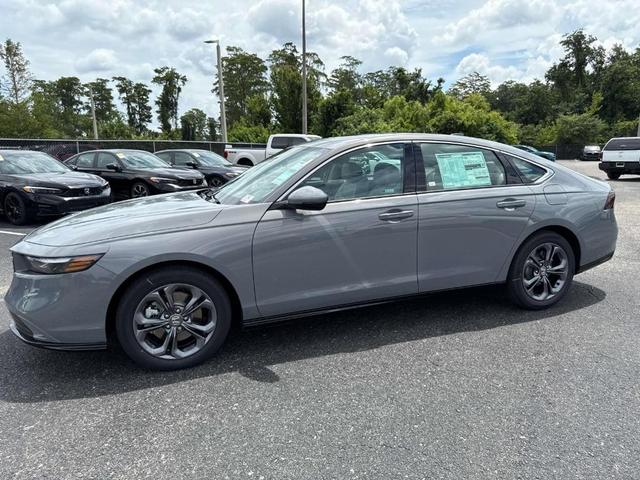 Photo of 2025 Urban Gray Pearl Honda Accord Hybrid