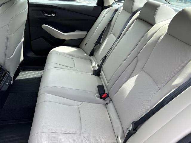 Photo of 2025 Urban Gray Pearl Honda Accord Hybrid