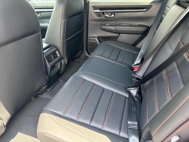Photo of 2026 Solar Silver Metallic Honda CR-V Hybrid