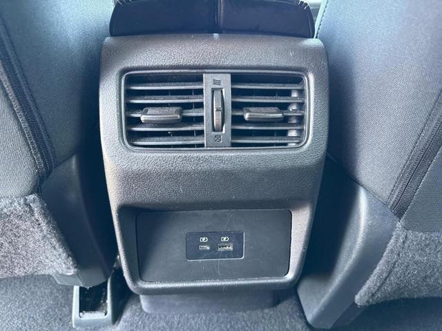 Photo of 2023 Super Black Nissan Rogue