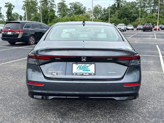Photo of 2025 Meteorite Gray Metallic Honda Accord Hybrid