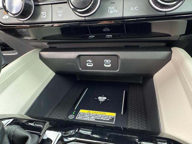Photo of 2025 Meteorite Gray Metallic Honda Accord Hybrid
