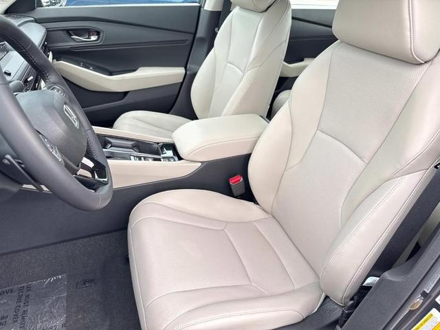 Photo of 2025 Meteorite Gray Metallic Honda Accord Hybrid