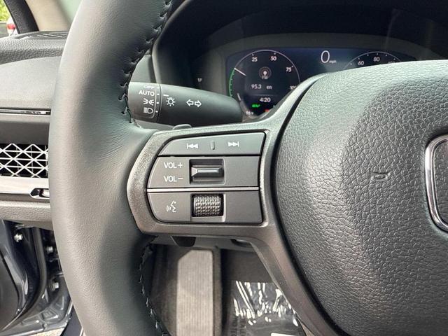 Photo of 2025 Meteorite Gray Metallic Honda Accord Hybrid