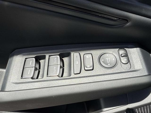 Photo of 2025 Urban Gray Pearl Honda Accord Hybrid