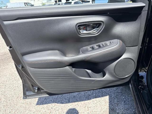 Photo of 2026 Crystal Black Pearl Honda HR-V
