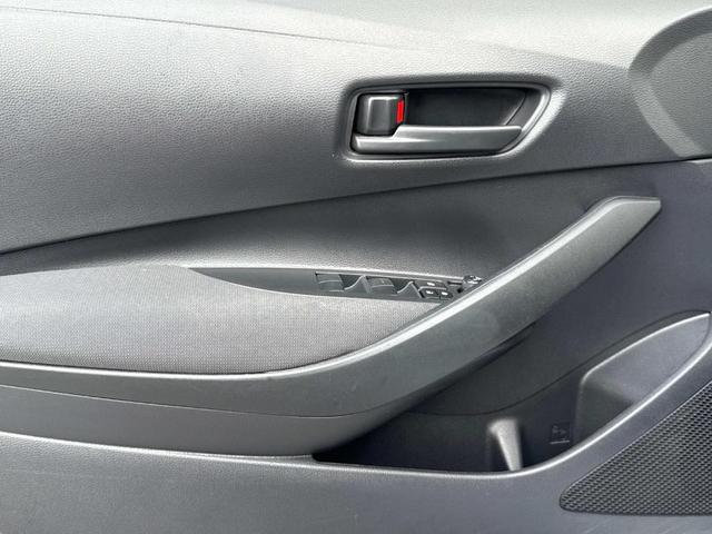 Photo of 2022 Classic Silver Metallic Toyota Corolla