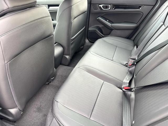 Photo of 2026 Crystal Black Pearl Honda Civic Hybrid