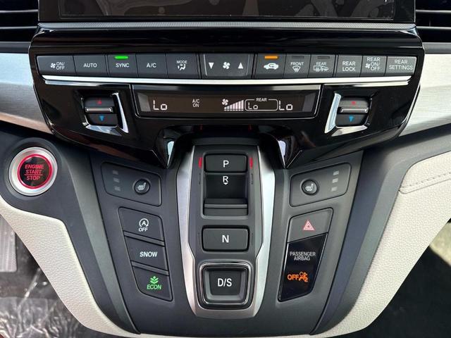 Photo of 2026 Modern Steel Metallic Honda Odyssey
